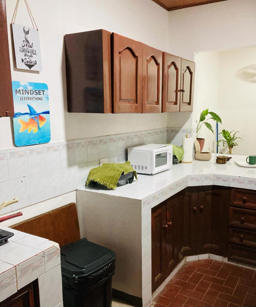 Hostel Casa Mar ลิเบเรีย ภายนอก รูปภาพ